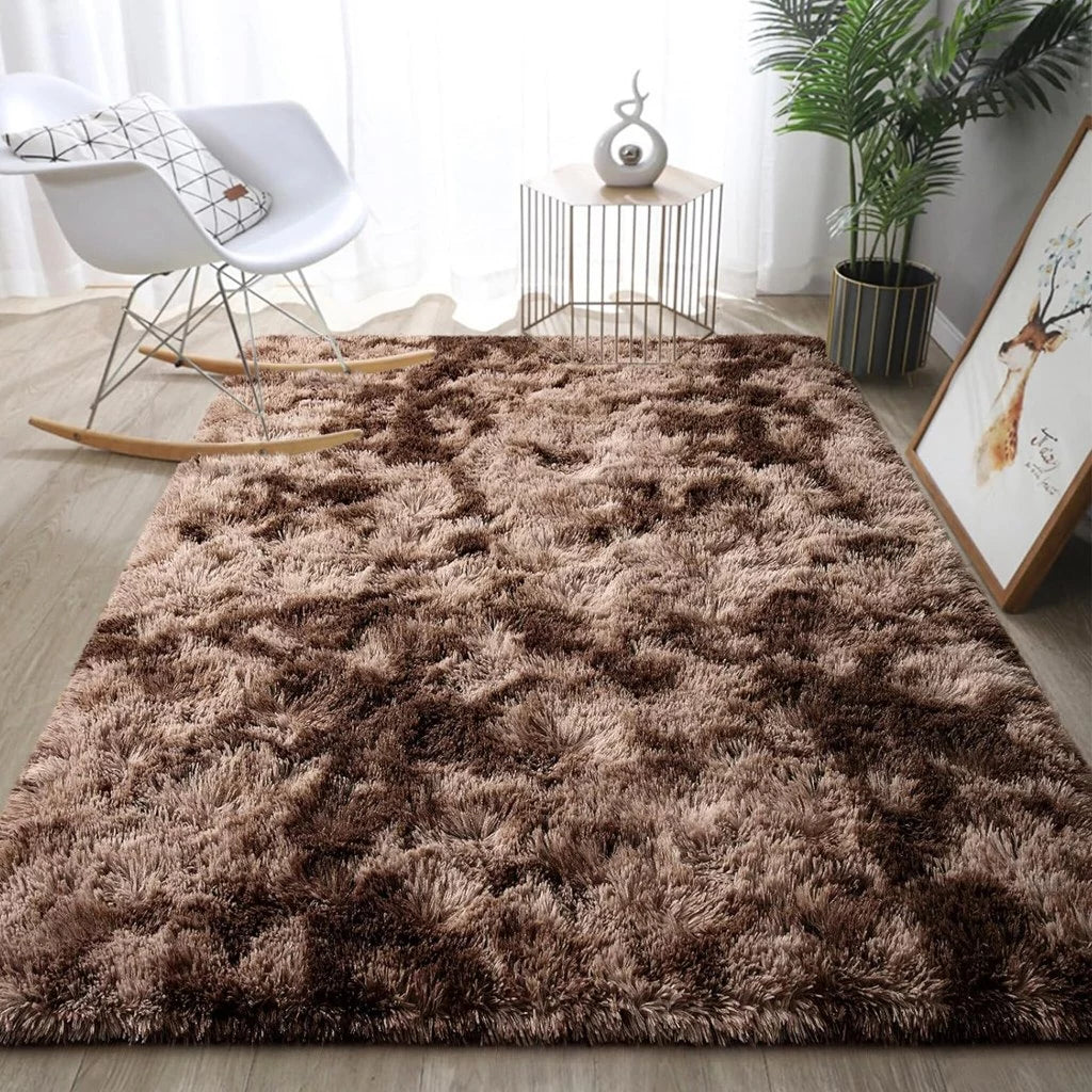 tapete peludo, tapete 3x2 grande, tapete felpudo sala, tapete marrom peludo, tapete antiderrapante, tapete macio quarto, tapete decorativo grande, tapete alto felpudo, tapete confortável sala, tapete lavável máquina