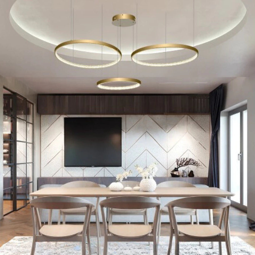 pendente 3 aros,pendente moderno,pendente luxo led,lustre contemporâneo,luminária pendente 60w,pendente mesa de jantar,aro duplo led dourado,decoração moderna iluminação