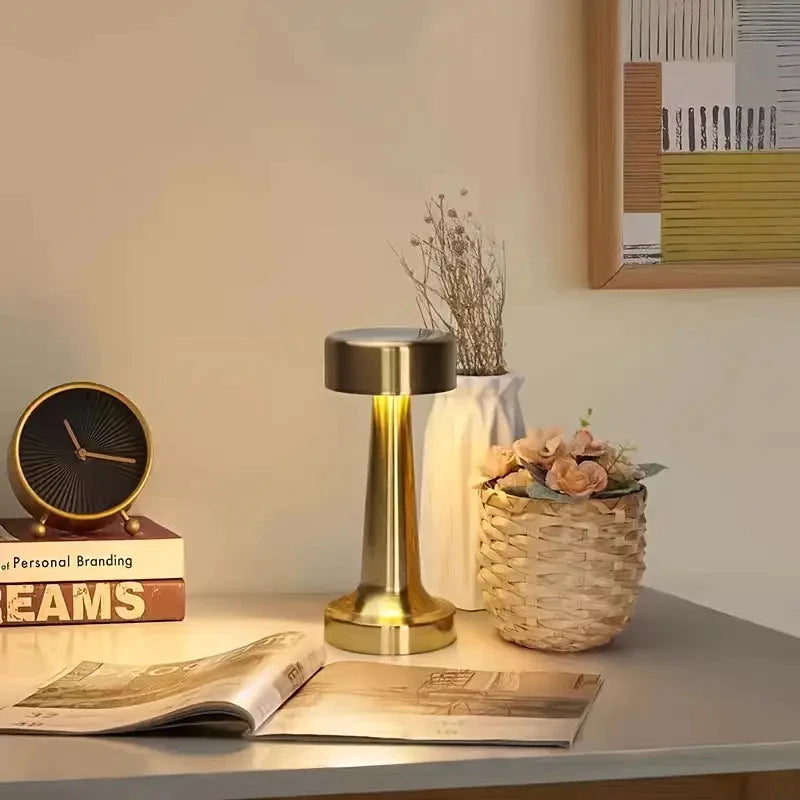 candeeiro de mesa,luminária de mesa,abajur led,abajur dourado,luminária touch,luminária recarregável,luminária sem fio,iluminação decorativa,abajur moderno