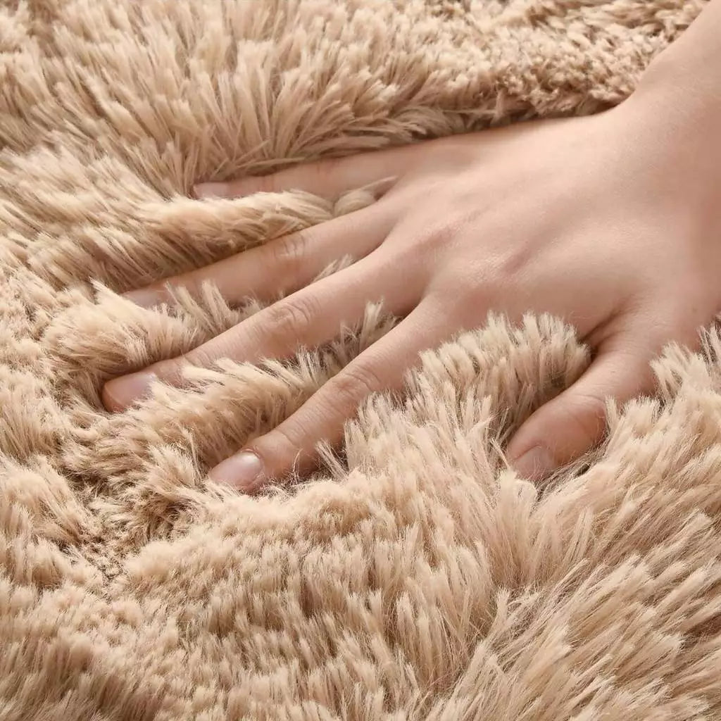 tapete passadeira 2 metros, passadeira peluda 2x0.60, tapete beira de cama, passadeira felpuda antiderrapante, passadeira macia quarto, tapete corredor peludo, passadeira 60cm, tapete peludo bege, tapete fofinho 4cm, tapete passadeira sala quarto