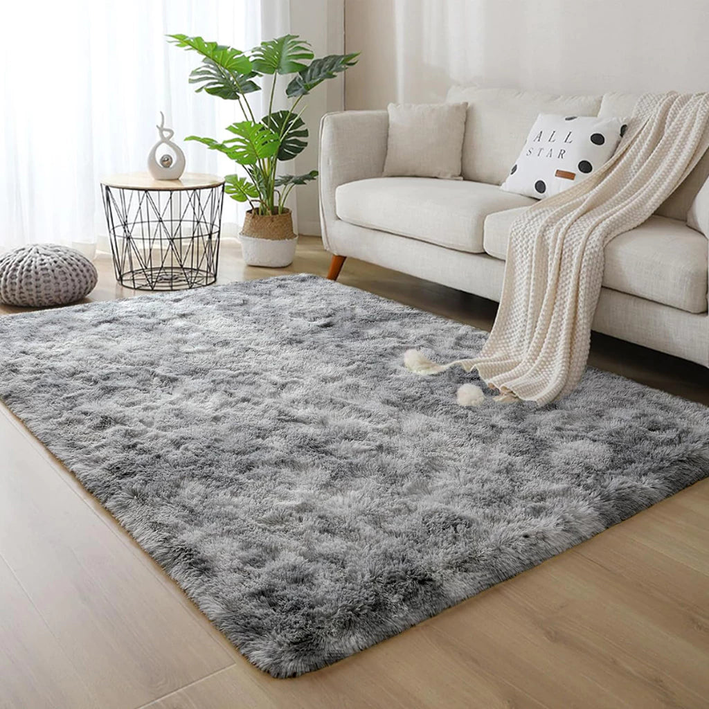 tapete cinza peludo, tapete 150x100 macio, tapete felpudo sala cinza, tapete quarto aconchegante, shaggy cinza, tapete antiderrapante, tapete lavável máquina, tapete decorativo peludo, tapete pequeno felpudo, tapete suave 4cm